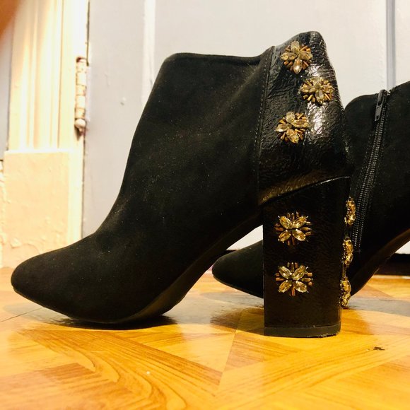 Shoes - JEWELED BOOTIES